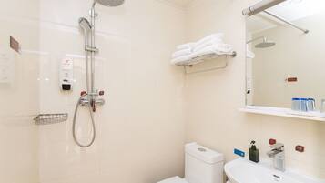 Comfort Double or Twin Room, City View | Bathroom | Slippers