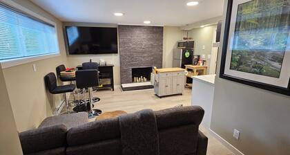 1.5 blocks Kel Gen Hosp/Pets OK/5min OUC/1.5km Dwntwn/2.5 blocks to Sunny Beach