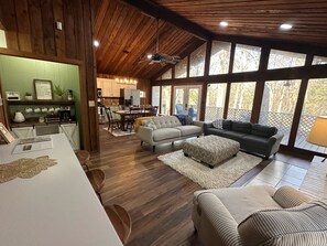 TV connectée, cheminée