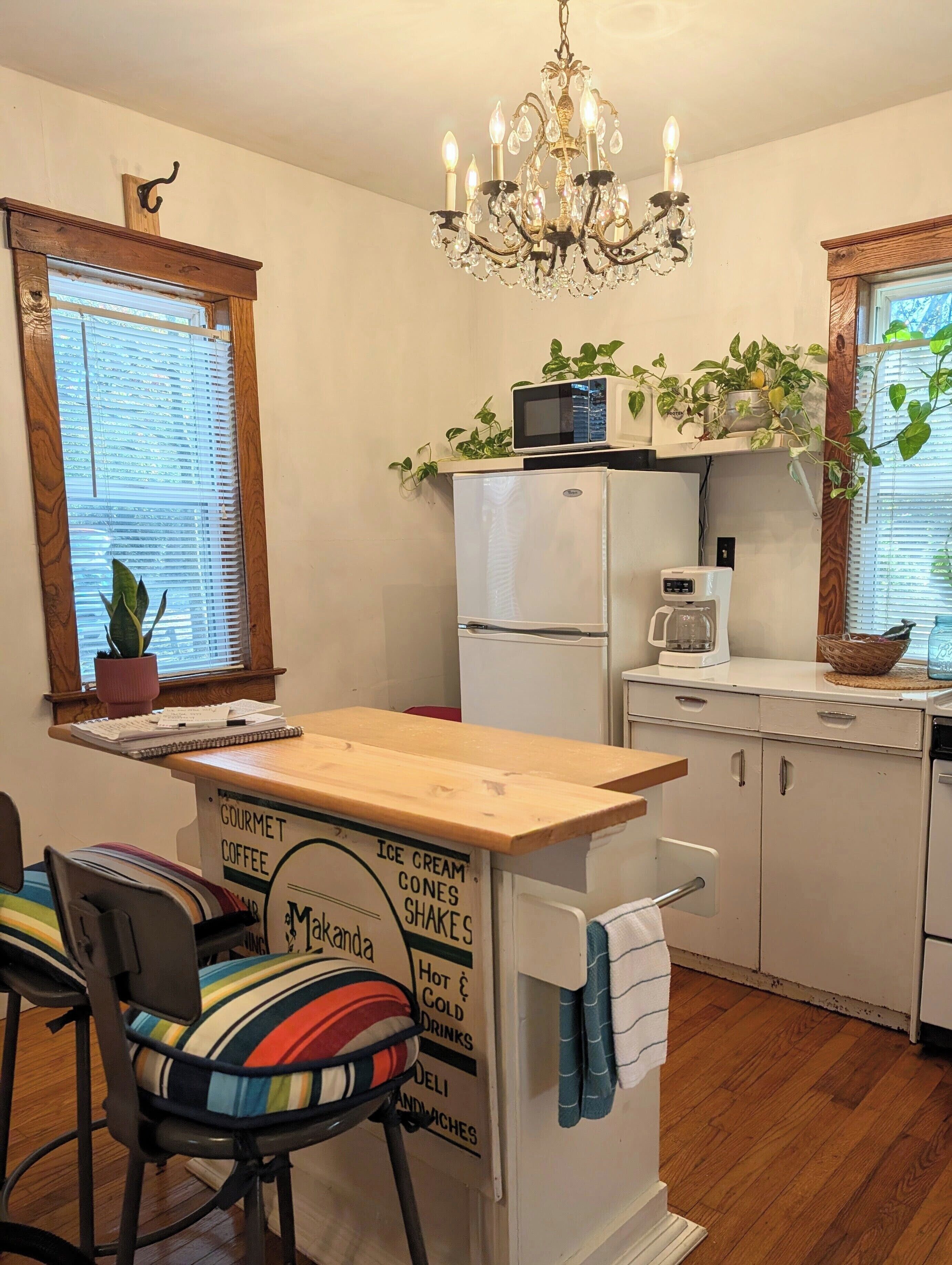 冰箱、微波炉、烤箱、炉灶