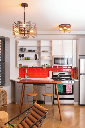 Microwave, oven, stovetop, dishwasher