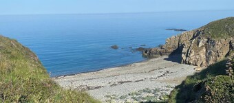 Elm - Bell tent 2-4 person Anglesey, North Wales