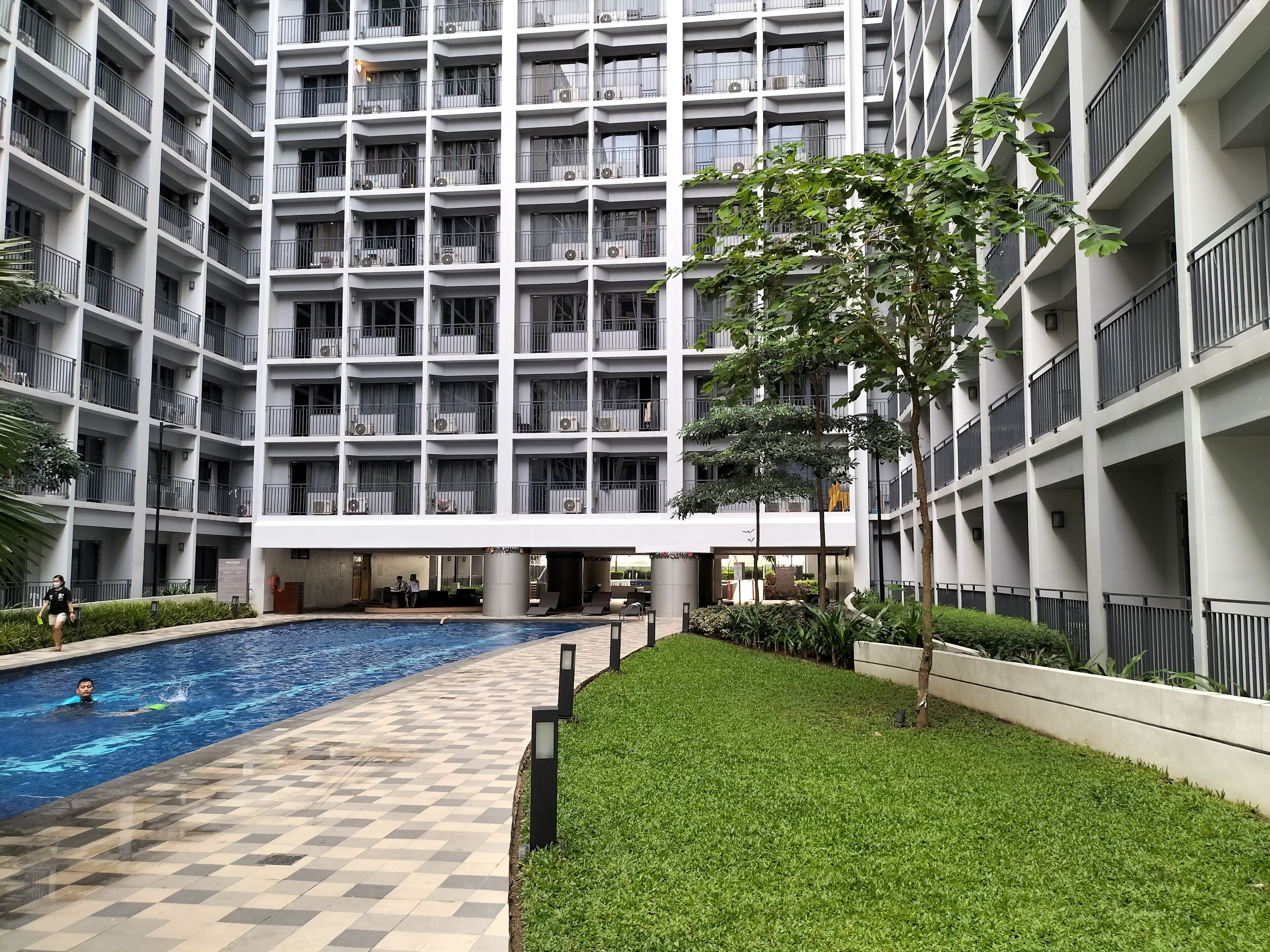 Photo - Shore 2 tower 2