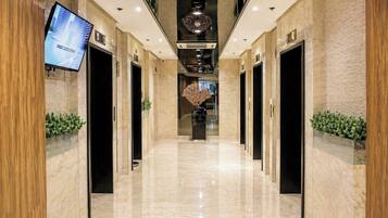 Elevator