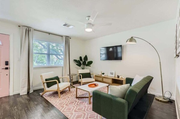 Televisie en een kantoor