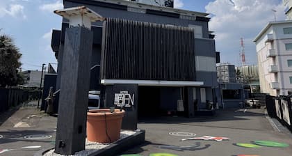 HOTEL EN