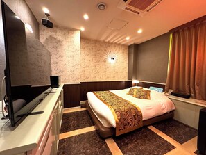 Individually decorated, free WiFi, bed sheets - HOTEL EN (Yokohama)