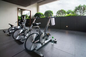 Fitness facility - One Dundas (Kowloon)