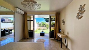 2 bedrooms, desk, travel cot, free WiFi