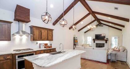 Glen Alden Cottage by Apex Short Term Stays