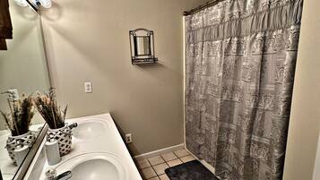 Towels, toilet paper