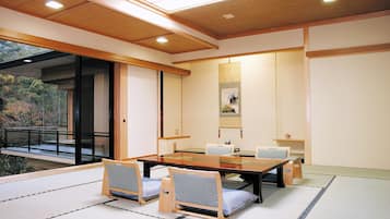 Japanese-style Quadruple Room, Non Smoking, Garden View