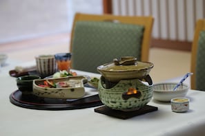 Petit déjeuner japonais compris tous les jours