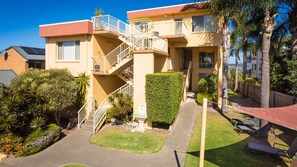 Exterior - Baywatch 3 - Best Location & A View! (Merimbula)