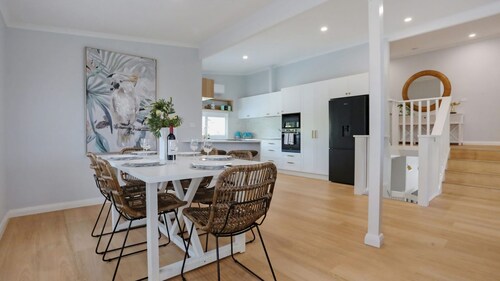 Ruby Moon - Pet Friendly!