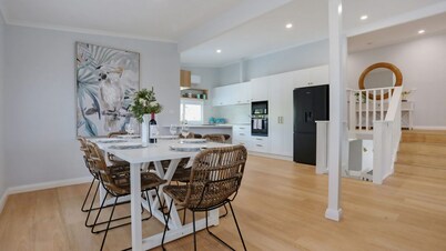 Ruby Moon - Pet Friendly!