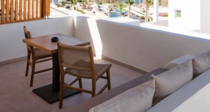 La Maltese Boutique Paros