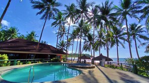 Outdoor pool - Kaylaa Beach Resort and Blackeye Brewing (Dimiao)