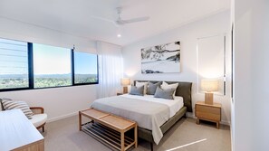 4 bedrooms, WiFi, bed sheets