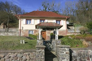 Exterior - Holiday Home in Losheim am See (Losheim am See)