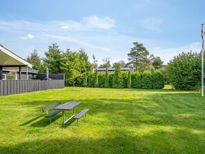 Ulkoruokailutilat
