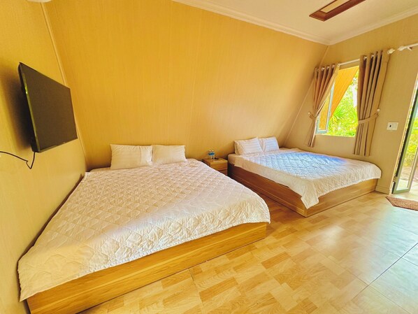 Doppel- oder Zweibettzimmer, eigenes Bad, Gartenblick | Kostenloses WLAN