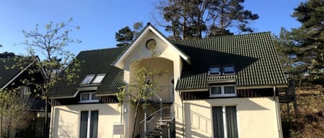 Apartment | Exterior