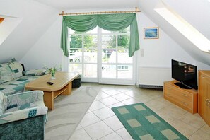 Apartment | Living room - Apartments Jeske, Altenkirchen (Altenkirchen)