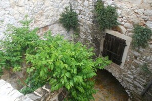 Exterior - Apartments Sunce - One Bedroom Apartment With Terrace and Sea View (Murter-Kornati)