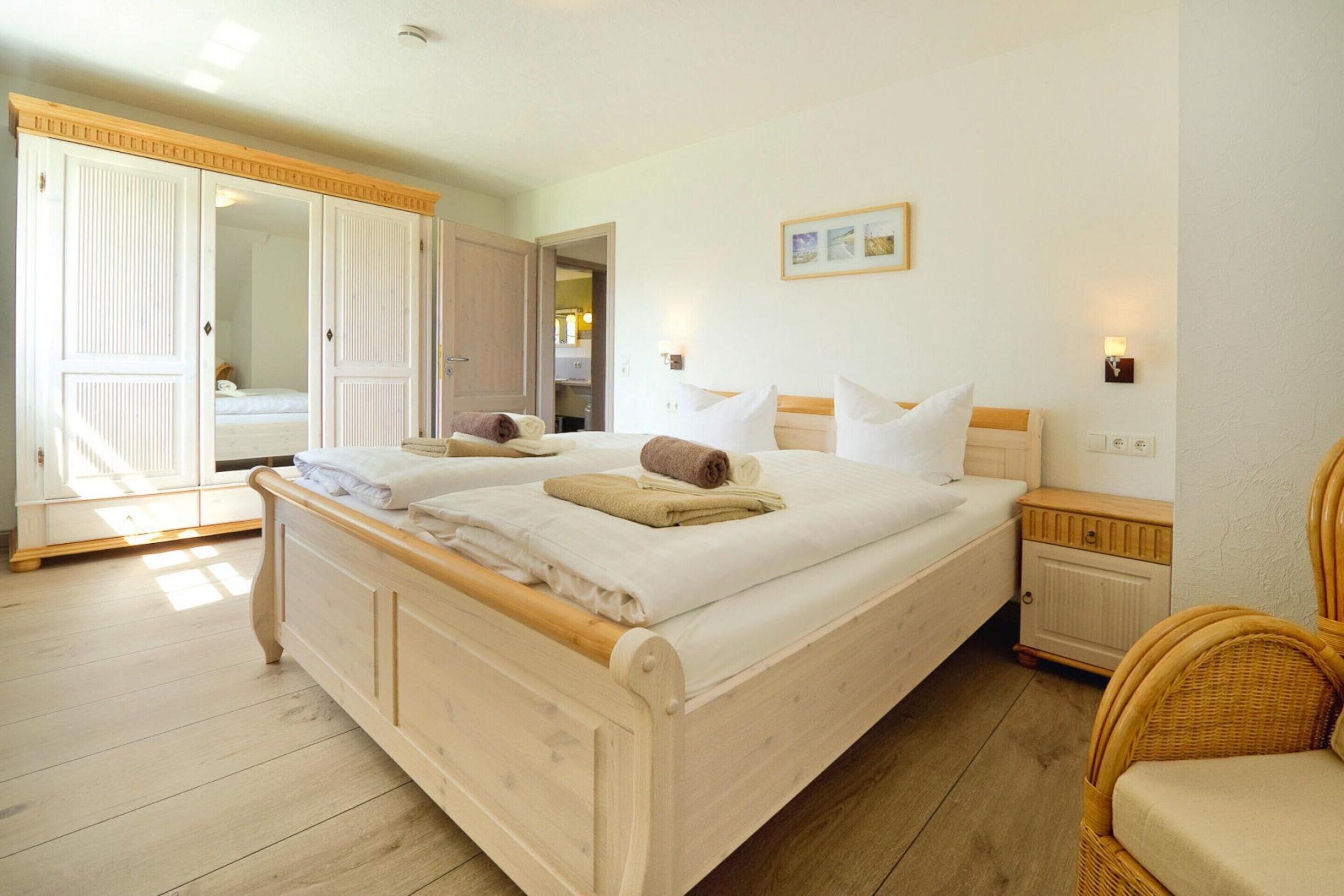 2 bedrooms, individually furnished