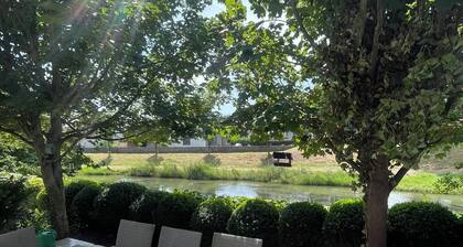 Renoviertes Altstadthaus mit Großen Aussenbereich und Terrasse mit Feuerstelle