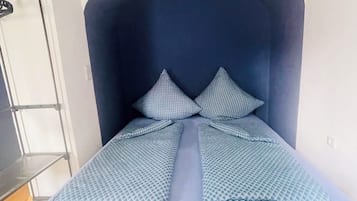 3 bedrooms, iron/ironing board, travel crib, WiFi