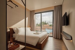 Luxury Apartment, City View | Premium bedding, down comforters, pillowtop beds, individually decorated - Adela Villa Dalat (Da Lat)