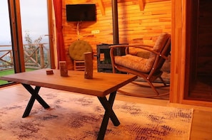 Basic Bungalow, Sea View | 1 bedroom, free WiFi