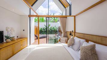 One Bedroom with Private Pool | 1 bedroom, desk, soundproofing, free WiFi