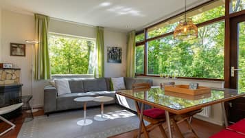 House | Dining