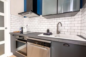Studio Standard, salle de bains attenante | Cuisine privée