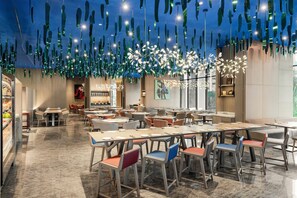 Dining - Holiday Inn Kuala Lumpur Bangsar (Kuala Lumpur)