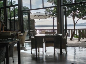 Restaurant - Mukumbura Bilene (Praia do Bilene)
