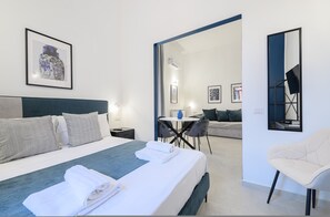 1 bedroom - Into Mann - Vaso blu (Naples)