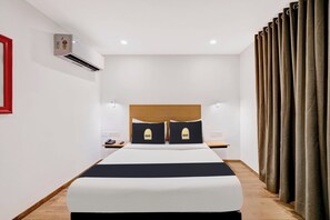 Room - Hotel Woodland Suites Near Delhi Airport (New Delhi)