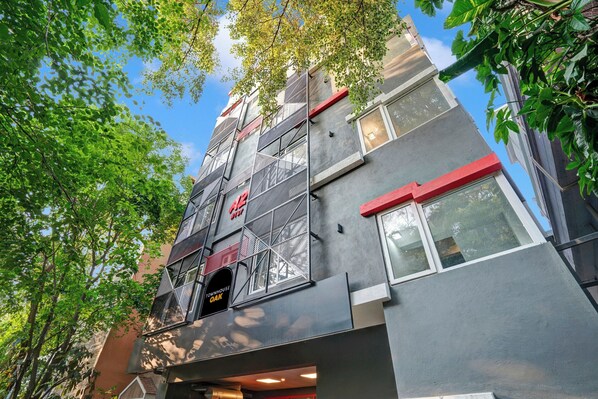 Front of property - Hotel Woodland Suites Near Delhi Airport (New Delhi)