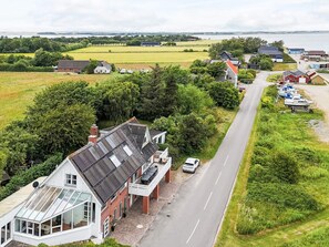 Exterior - 4 Star Holiday Home in Thyholm (Thyholm)