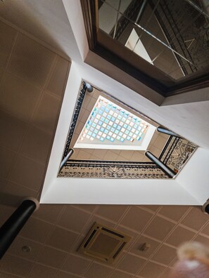 Staircase - HOTEL MUSEO Lucainena (Lucainena de las Torres)