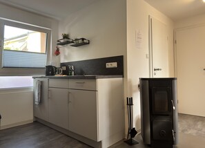 Bungalow | Private kitchen | Electric kettle