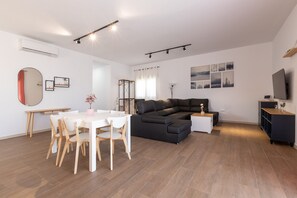 Villa | Dining - La Piedra De Coin - Villa With Private Pool (Coin)