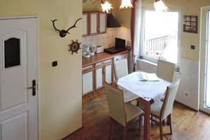 Apartment | Private kitchen | Electric kettle - Apartment in Miedzyzdroje Near Baltic Beach (Międzyzdroje)