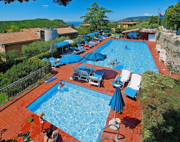 Apartment | Pool | Outdoor pool - Residence La Filanda in Costermano With Pool (Costermano sul Garda)