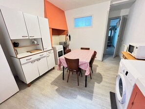 Mikrovågsugn, ugn och spishäll