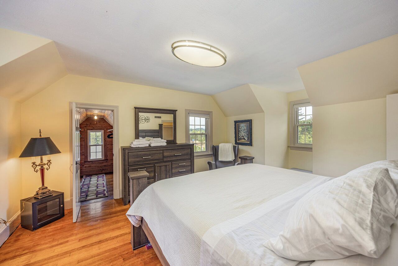 3 camere, una scrivania, Wi-Fi gratuito, lenzuola